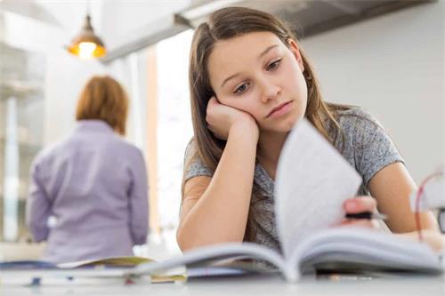 英國一年制igcse和GCSE該怎么選？